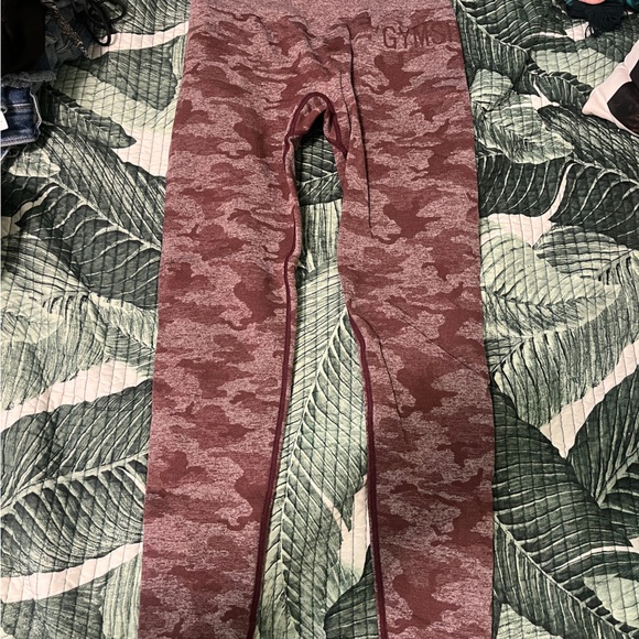 Gymshark Berry Camo Seamless Leggings - Picture 3 of 4